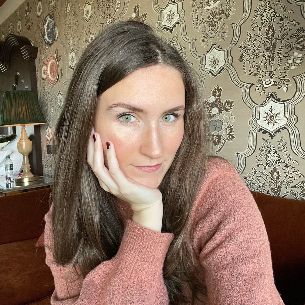 Meet your Posher, Emily